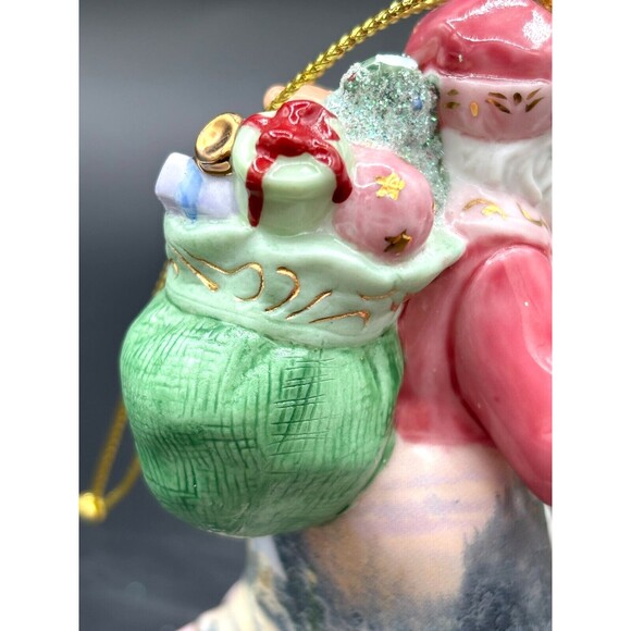 Thomas Kinkade Lighted Figurine Spirit of Winter's Glow Bone China 2004 Bradford - Picture 9 of 12